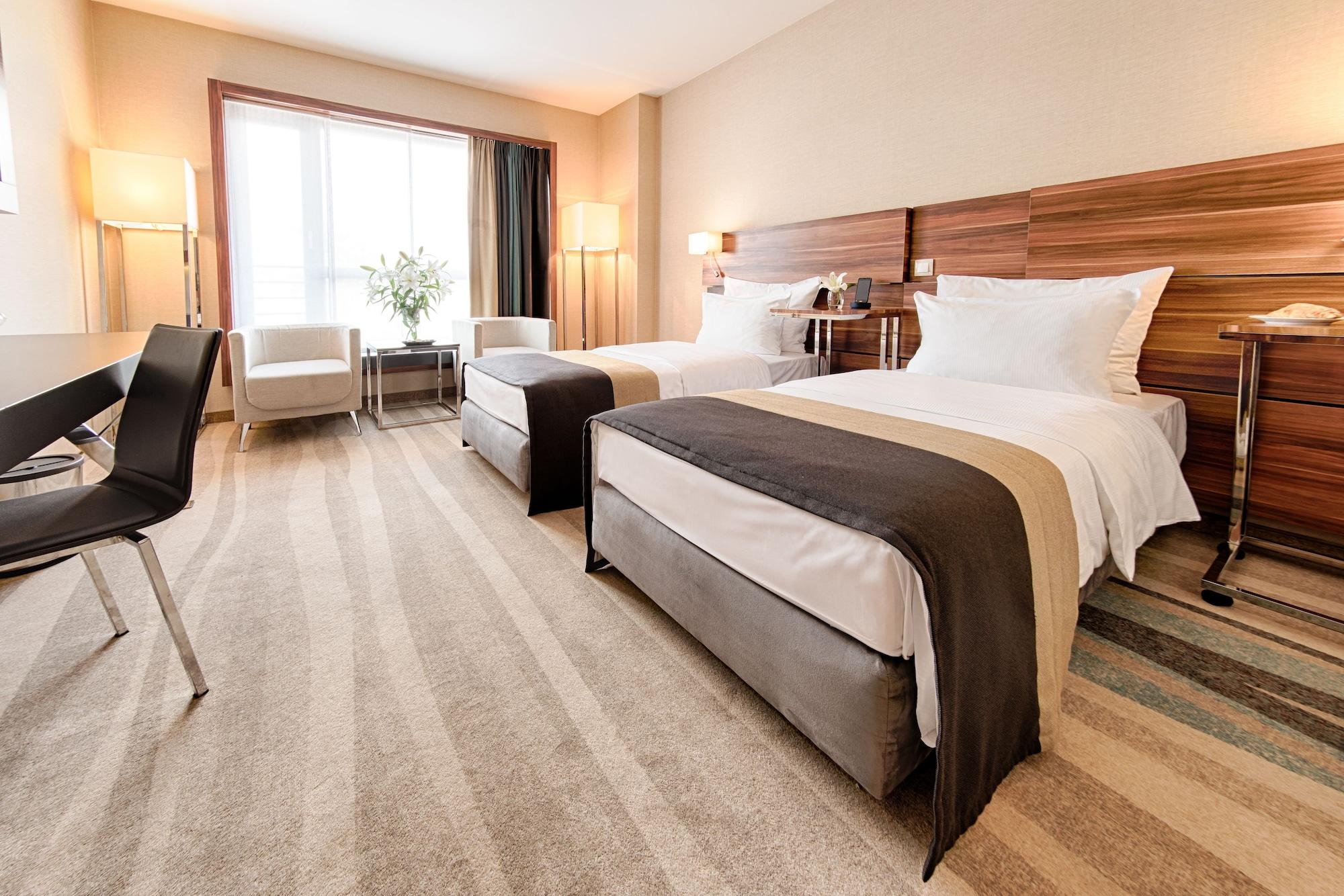 Plaza Hotell 4*